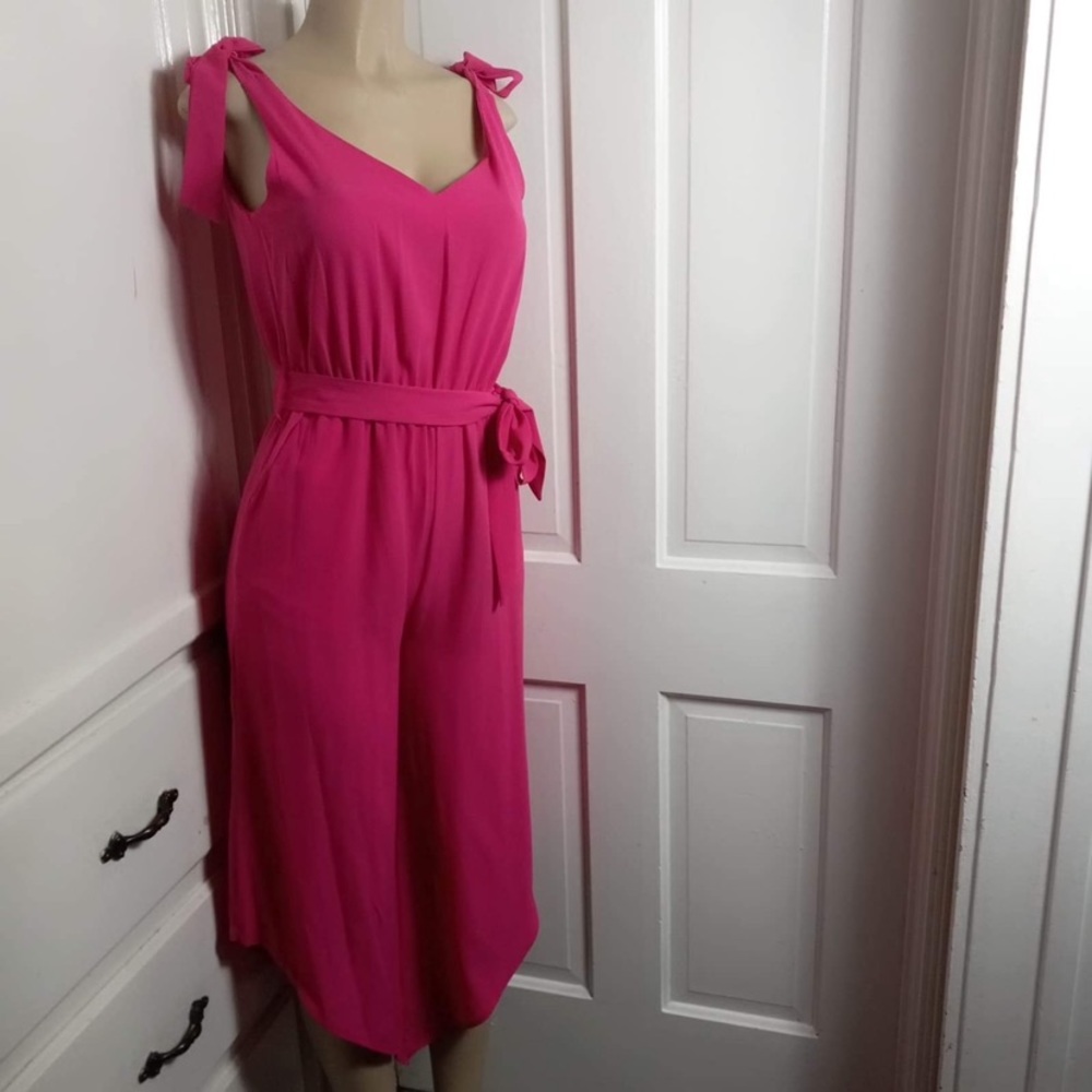 Belongsei hot pink romper